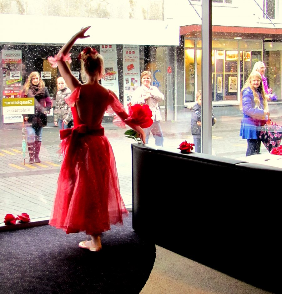 online dansers weinig in Terneuzen online dansers weinig in Terneuzen