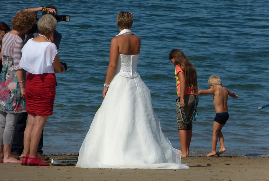 Bruiloft aan Zee Zeeland op foto