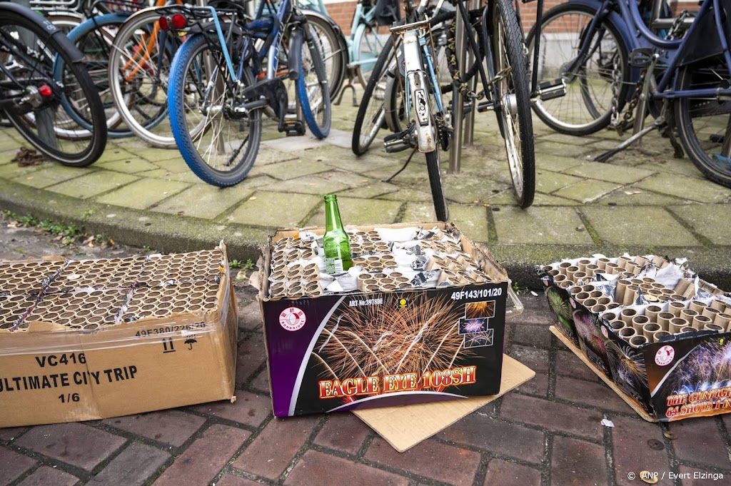 Vuurwerkbranche: Nederlander wil vuurwerktraditie behouden