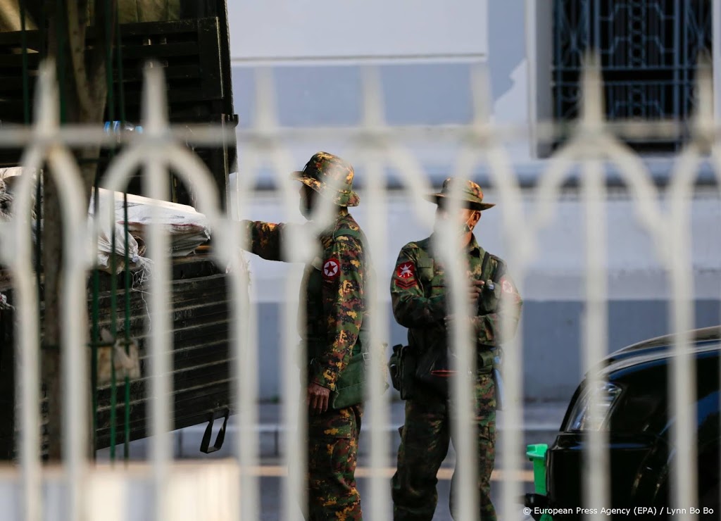 Leger Myanmar stelt nieuwe leider aan na staatsgreep