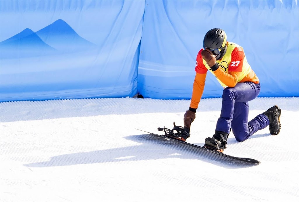 Snowboardcrosser De Blois mist halve finale WK