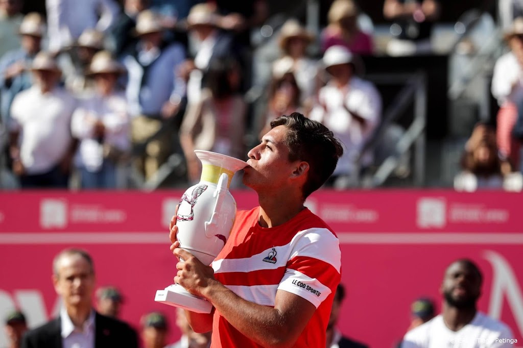 Tennisser Báez verovert in Estoril eerste ATP-titel