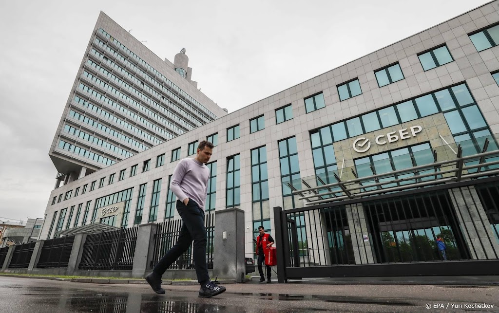 Russische economie krimpt als gevolg van internationale sancties
