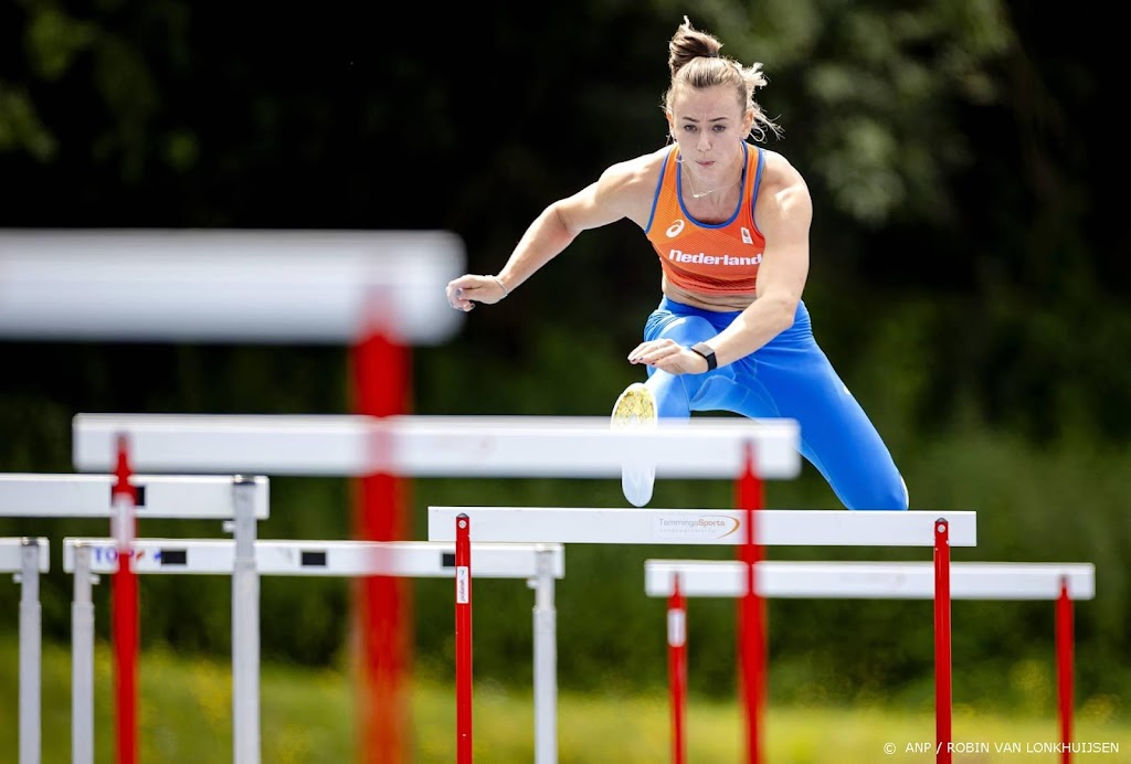 Atlete Visser naar finale 100 meter horden op Spelen Tokio