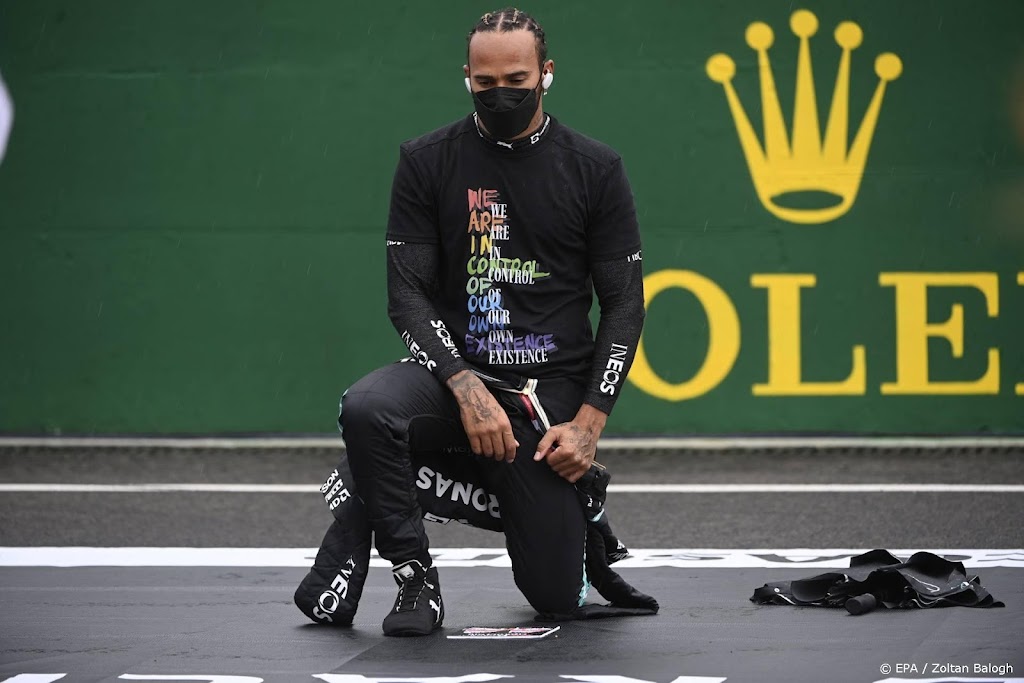 Hamilton meldt zich oververmoeid en duizelig bij de dokter
