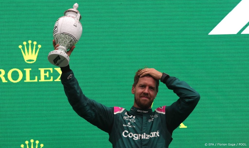 Tweede plaats Vettel in gevaar door te lege tank