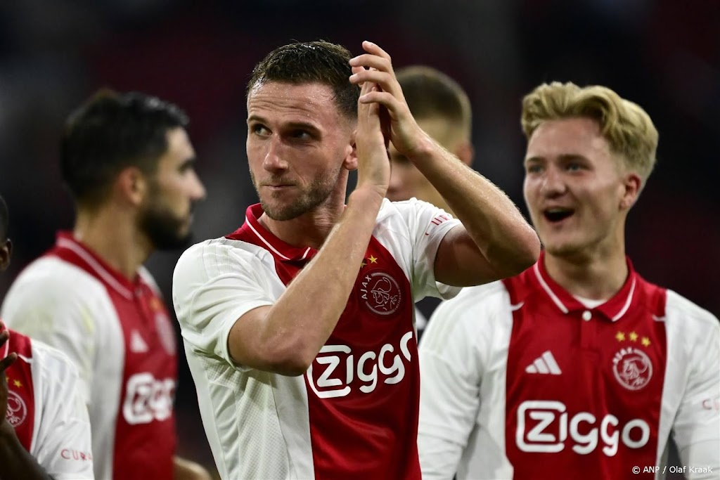 Ajax begint zonder Traoré aan uitduel met Vojvodina
