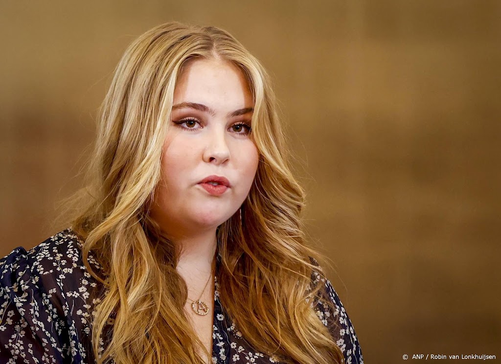 Prinses Amalia reist met koningspaar naar Caribisch gebied