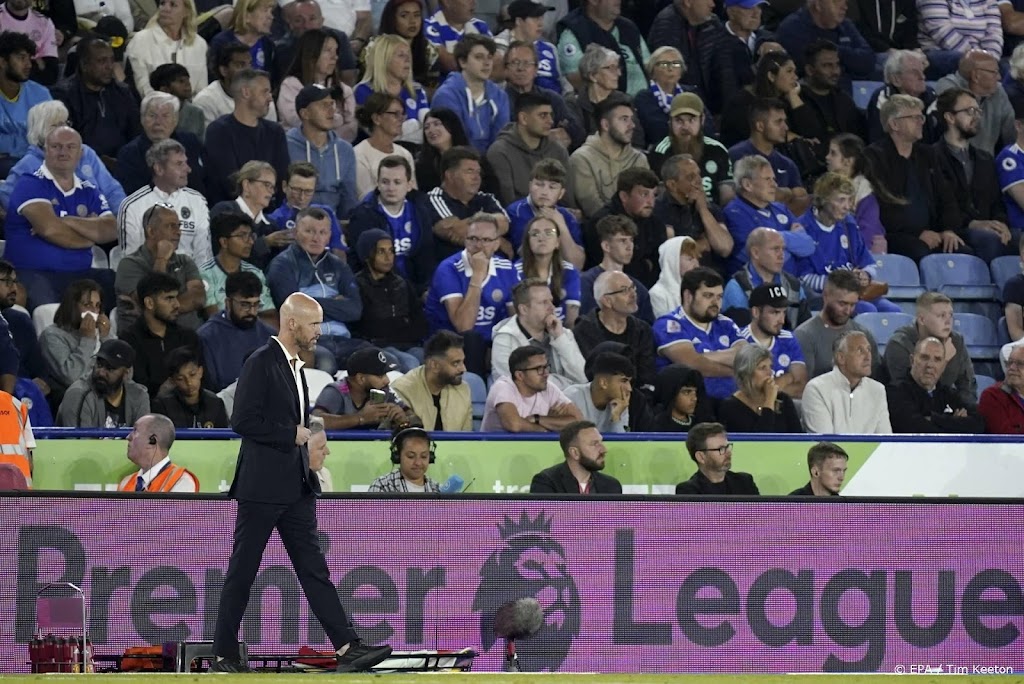 Ten Hag wint voor de derde keer op rij met United
