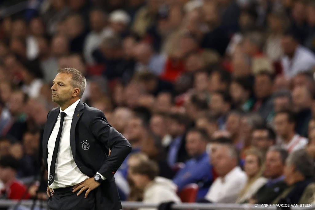 Ajax-coach Steijn kijkt na pittige loting uit naar Europa League