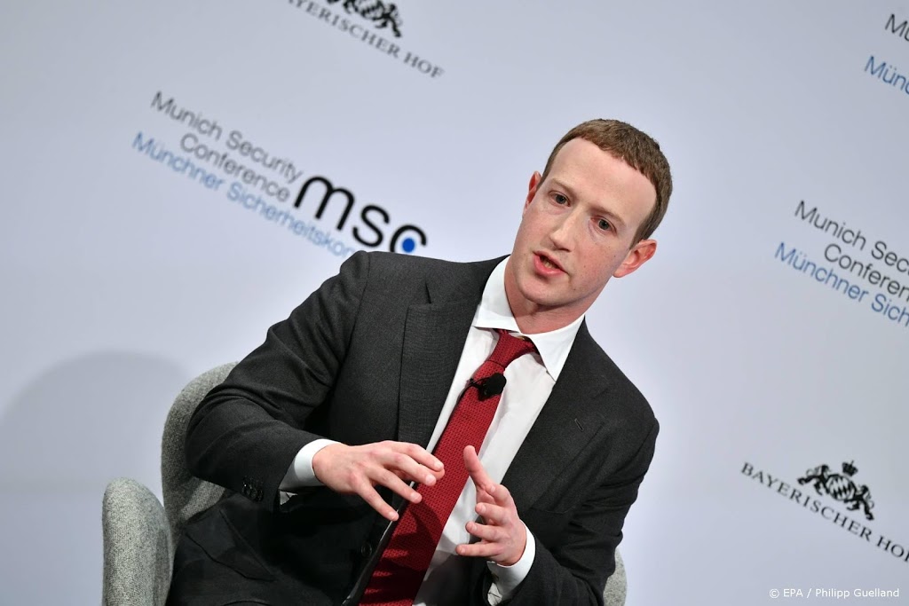 Senaat roept topmannen Facebook, Google en Twitter op het matje
