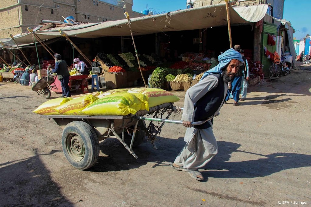 Gevluchte Afghanen in Kabul keren terug naar hun huizen