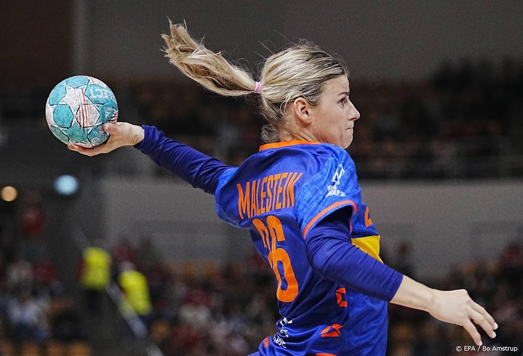 Handbalsters verliezen ruim van wereldkampioen Noorwegen