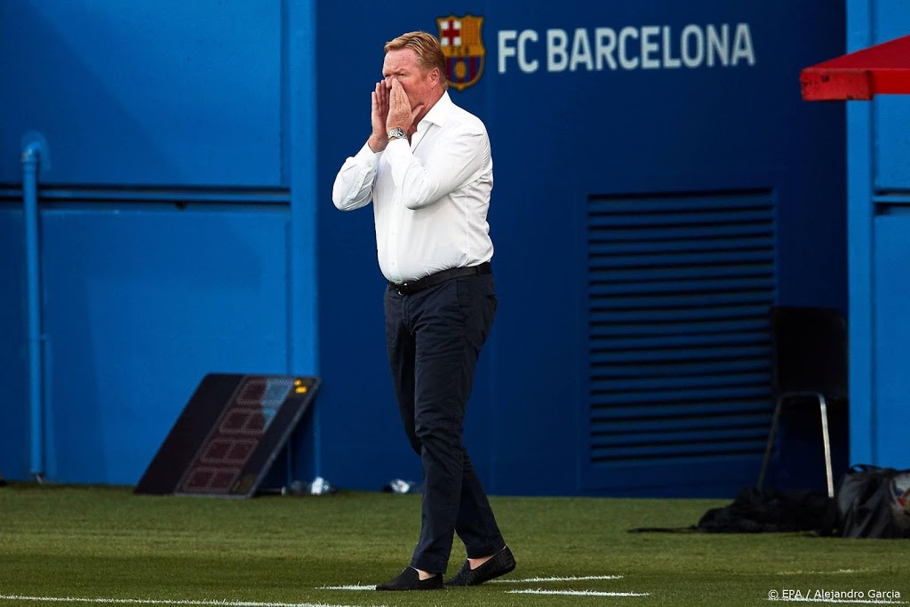 Koeman niet blij met cadeautje en rendement, wel met tweede helft
