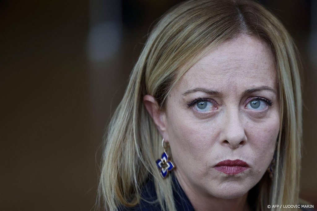 Meloni misleid door telefonische grap van Russisch duo