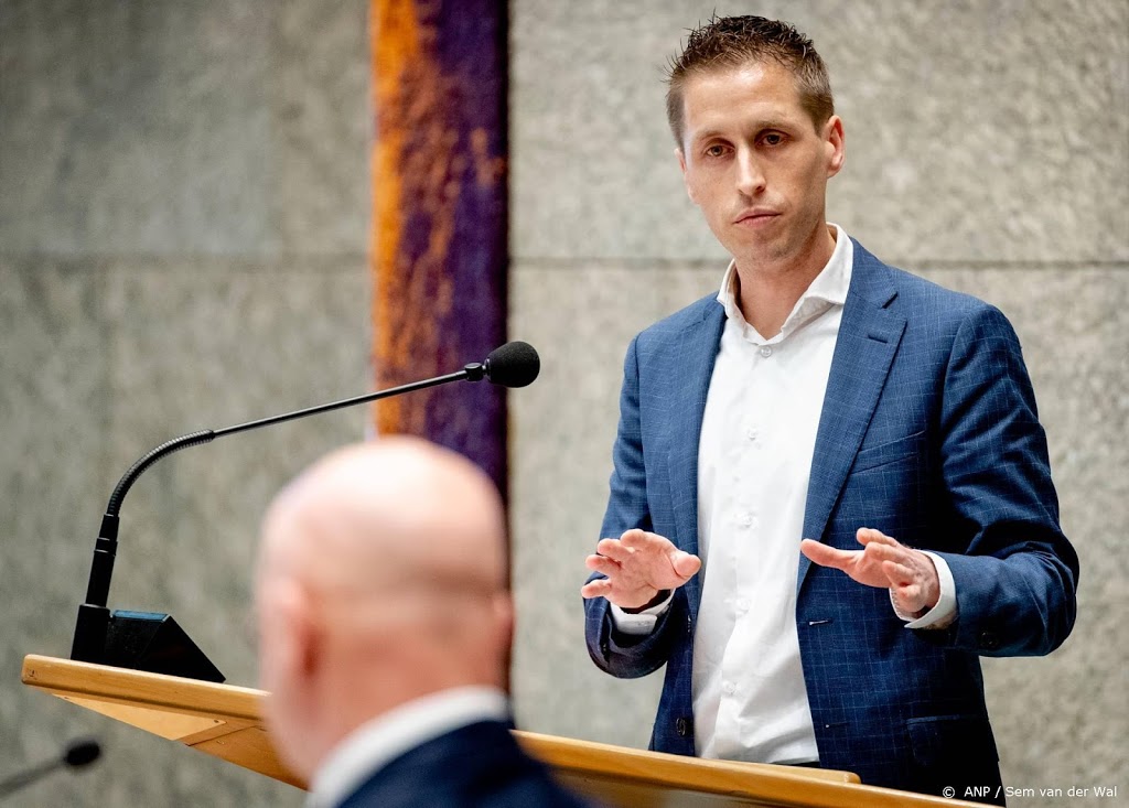 Kabinet moet bank dwingen slachtoffers SMS-fraude te compenseren