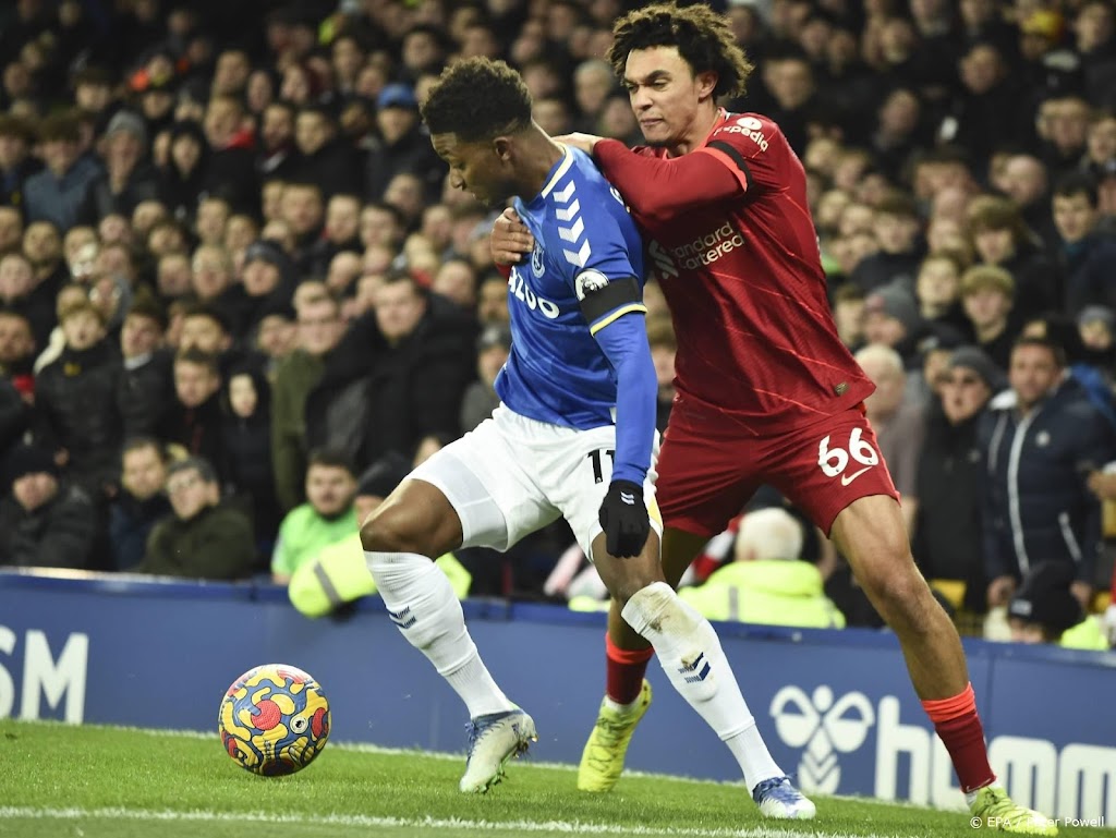 Liverpool ook oppermachtig in derby tegen Everton