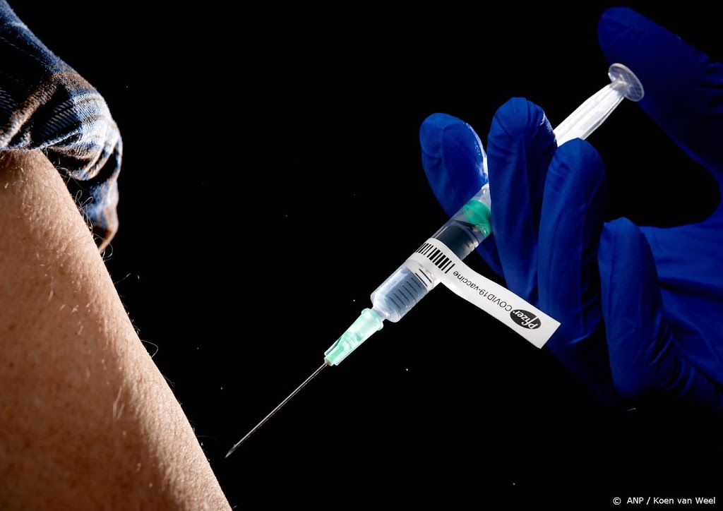 Medewerkers acute zorg worden zo snel mogelijk gevaccineerd