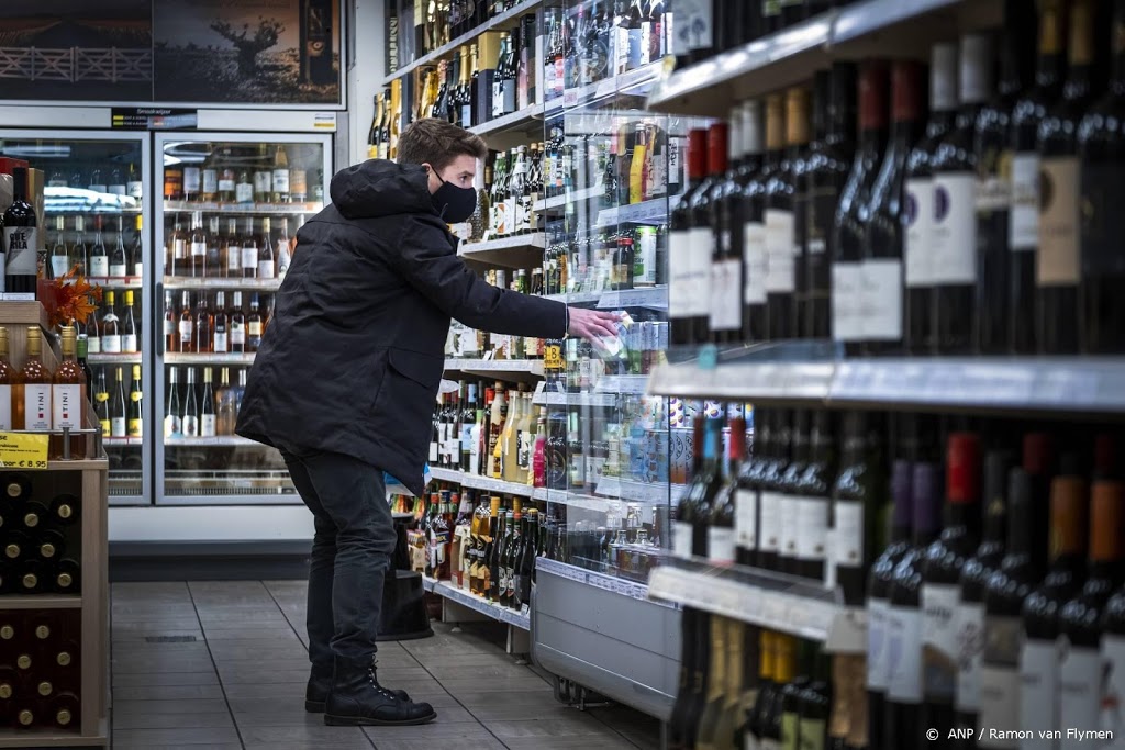 Jaaromzet detailhandel stijgt, winkeliers pessimistisch