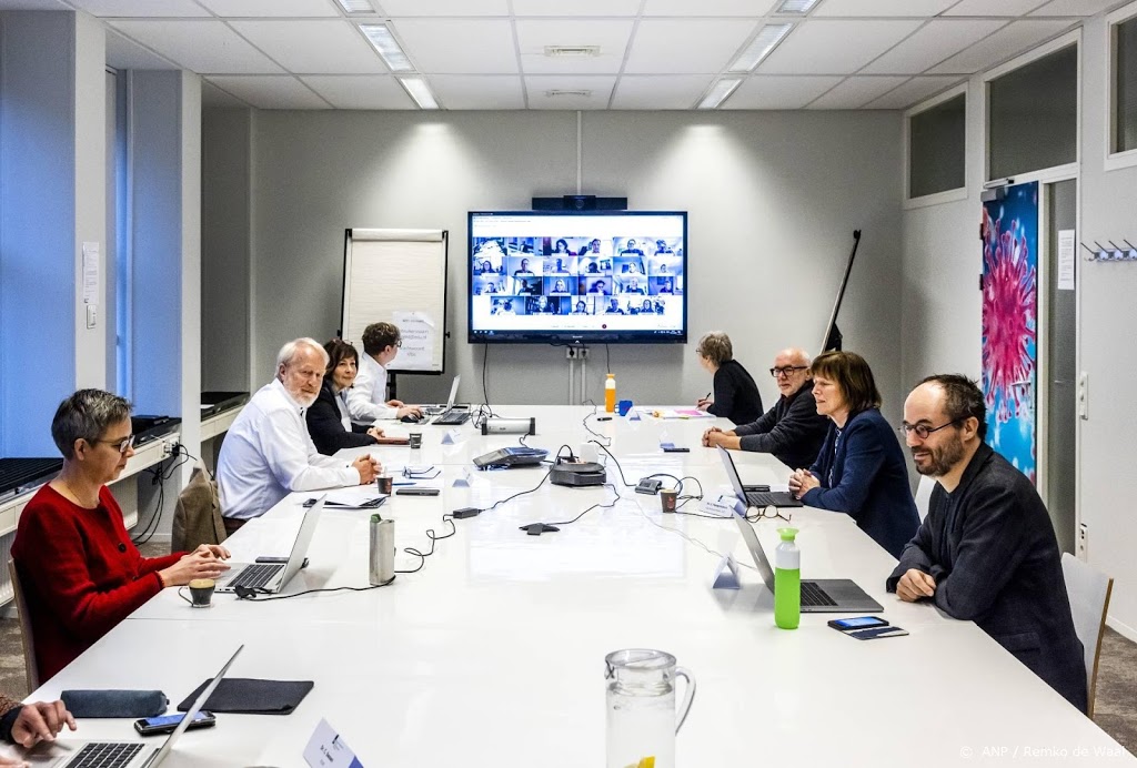 'Lekken advies aan kabinet ondermijnt werkwijze OMT'