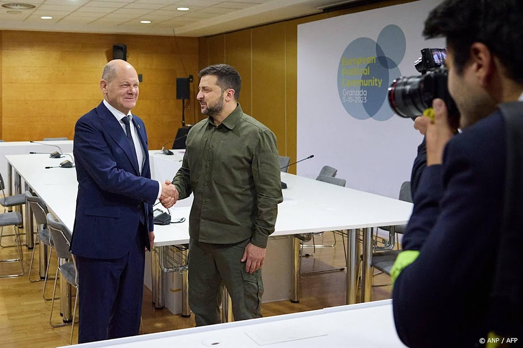 Scholz: snelheid cruciaal bij wapenleveringen aan Oekraïne