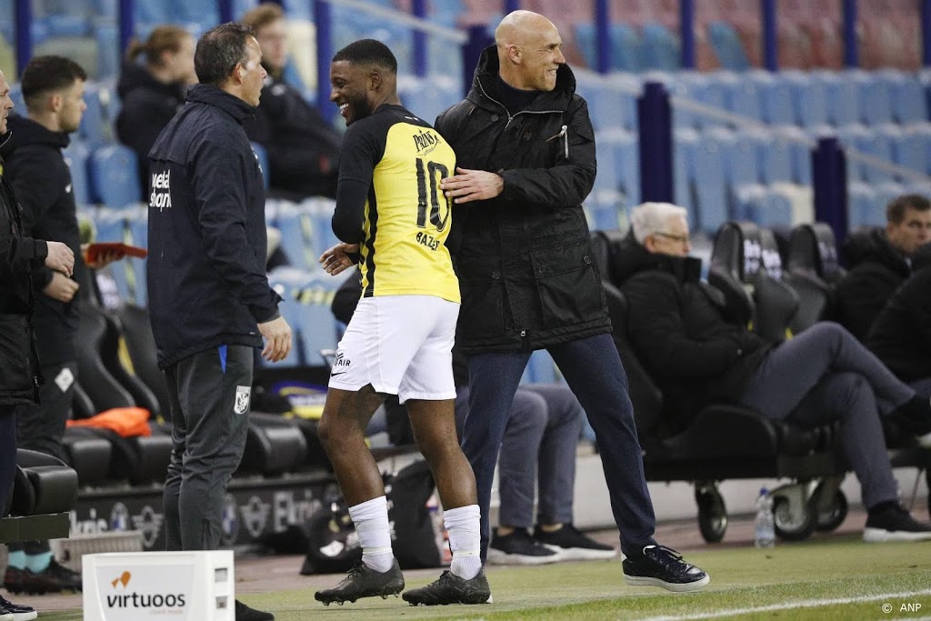 Vitesse en VVV beginnen met dezelfde spelers als drie dagen terug