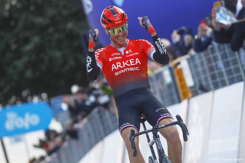 Franse wielrenner Barguil wint aangepaste GP Indurain