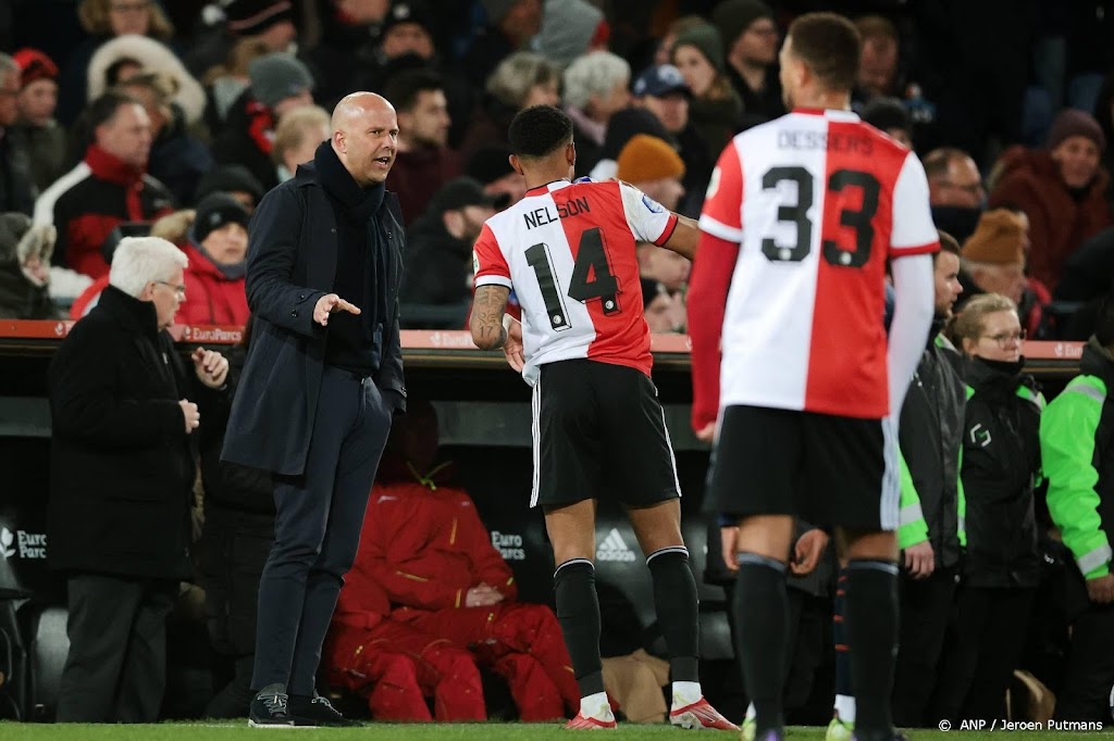 Feyenoord-trainer Slot baalt van onzorgvuldige afwerking
