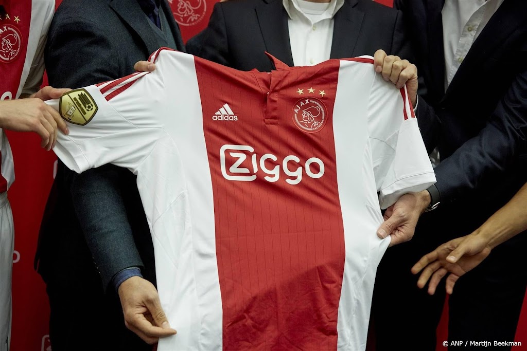 Hoofdsponsors Ajax doen nog geen uitspraak over schorsing Kroes