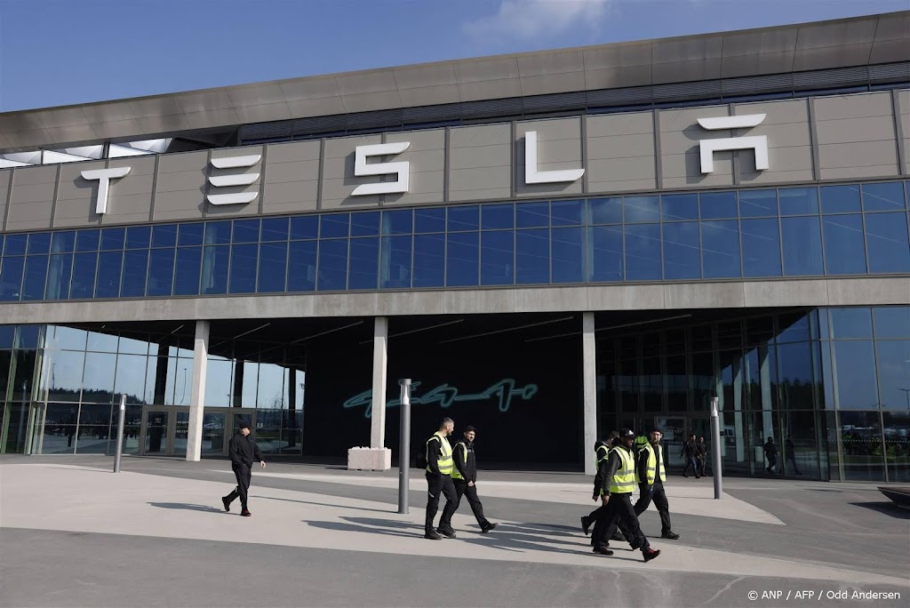 Tesla levert minder auto's af door felle concurrentie uit China