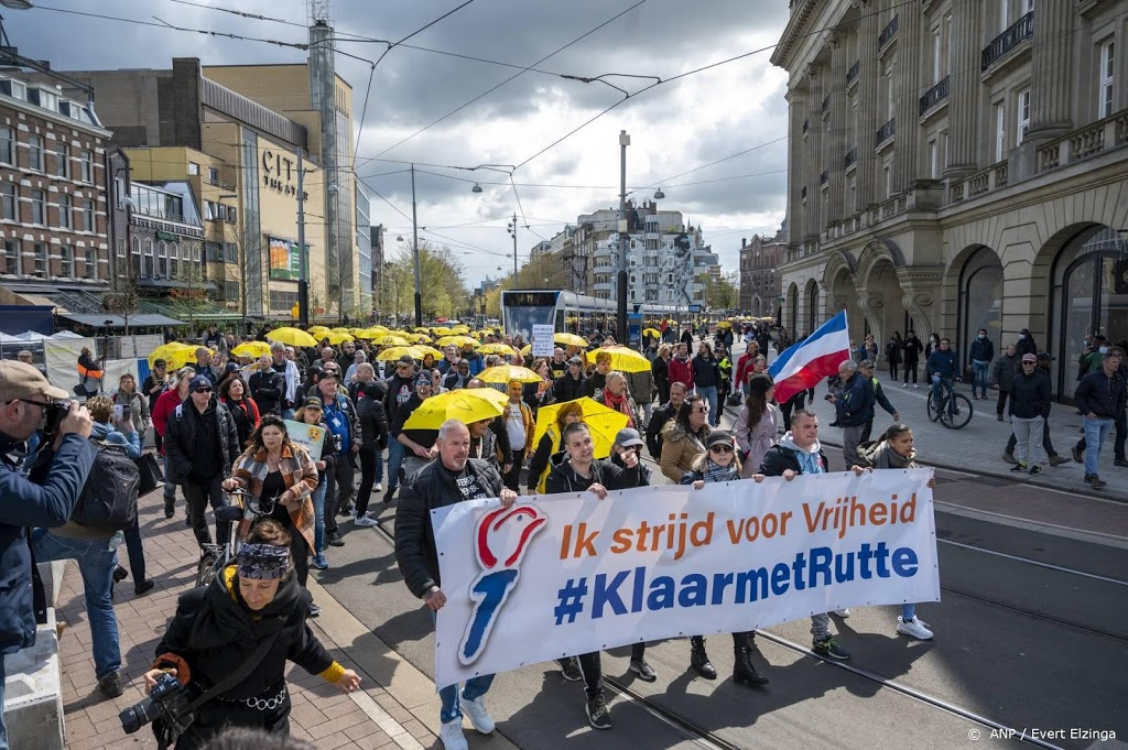 Protestmars tegen coronamaatregelen geëindigd op Dam