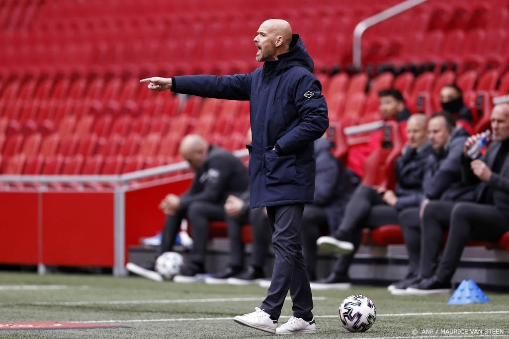 Ten Hag viert titel van mentale weerbaarheid met Ajax