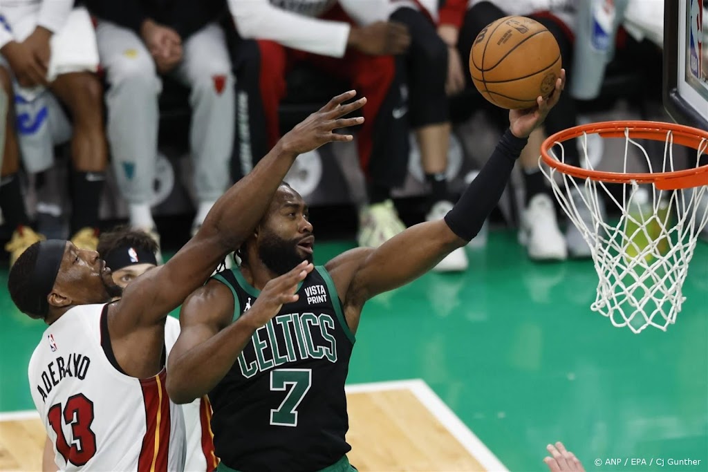 Basketballers Boston Celtics naar tweede ronde play-offs