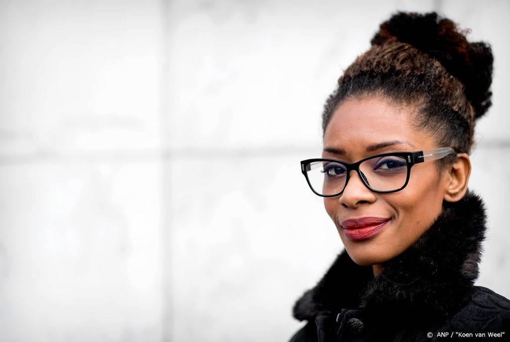 Simons: politiek, zet mensen van kleur op verkiesbare plek