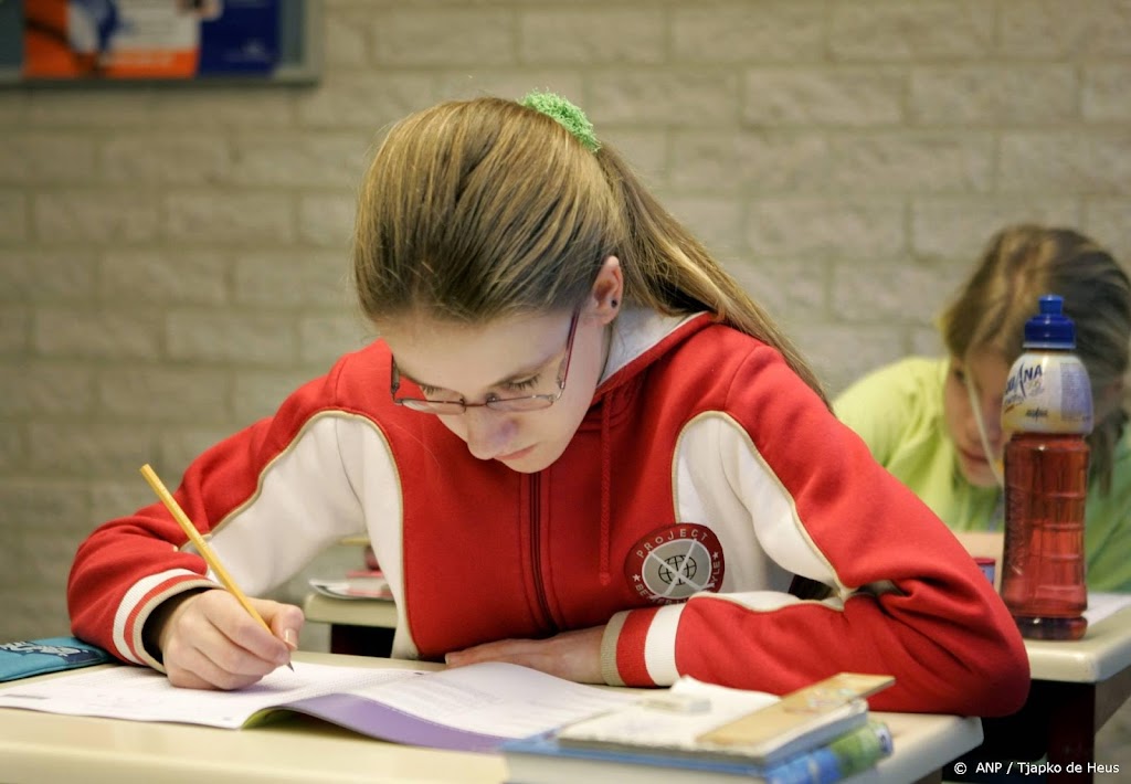 CBS: meisjes in groep acht kregen weer lager schooladvies