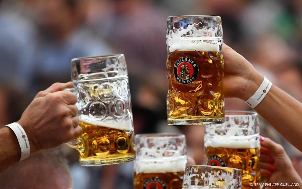 Pul bier op Oktoberfest in München euro's duurder