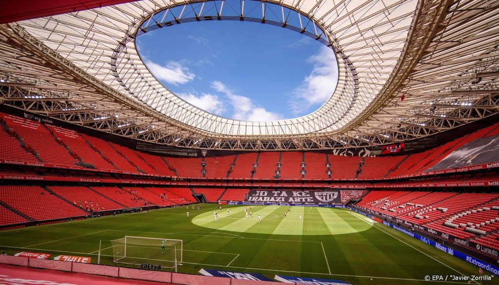 Spaanse voetbalstadions blijven dicht