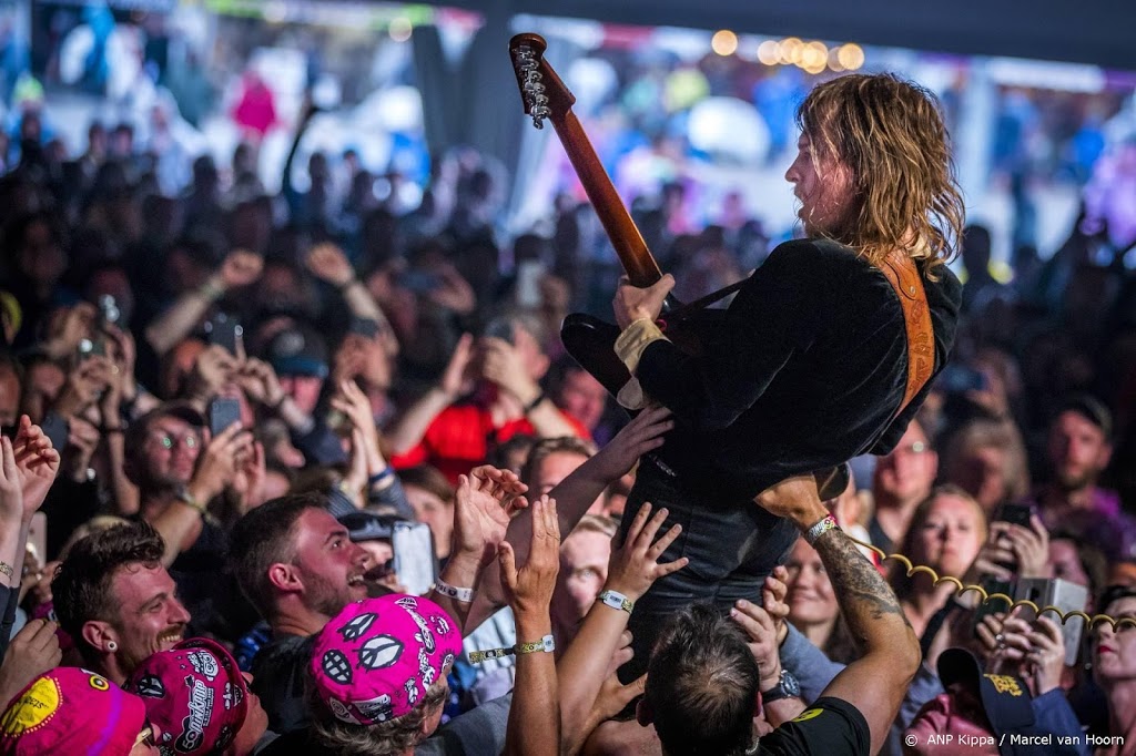 Vanaf vrijdag kan het weer: festivallen met 10.000 mensen