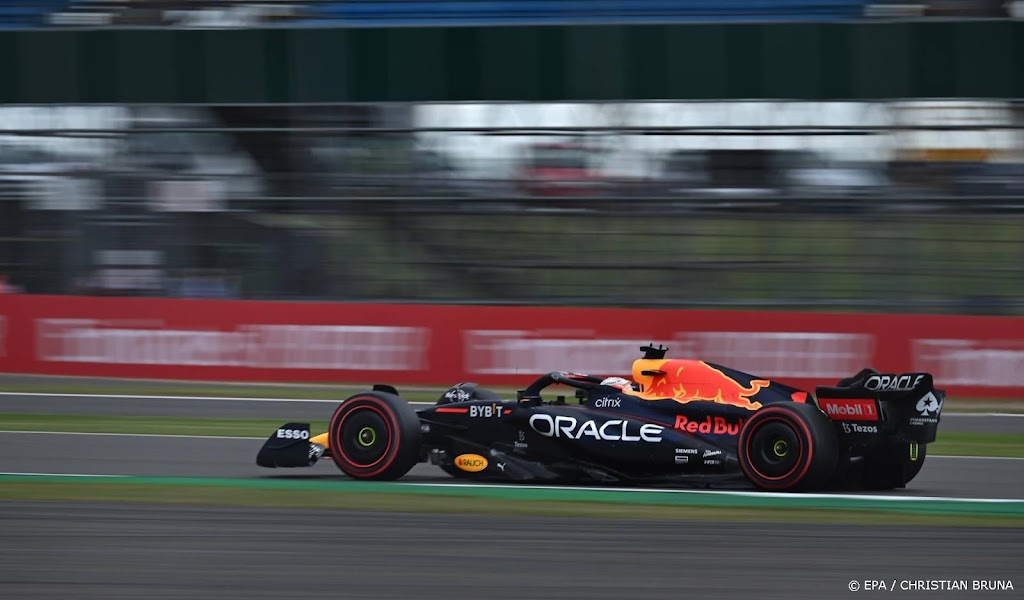 Verstappen op Silverstone snelste in laatste vrije training