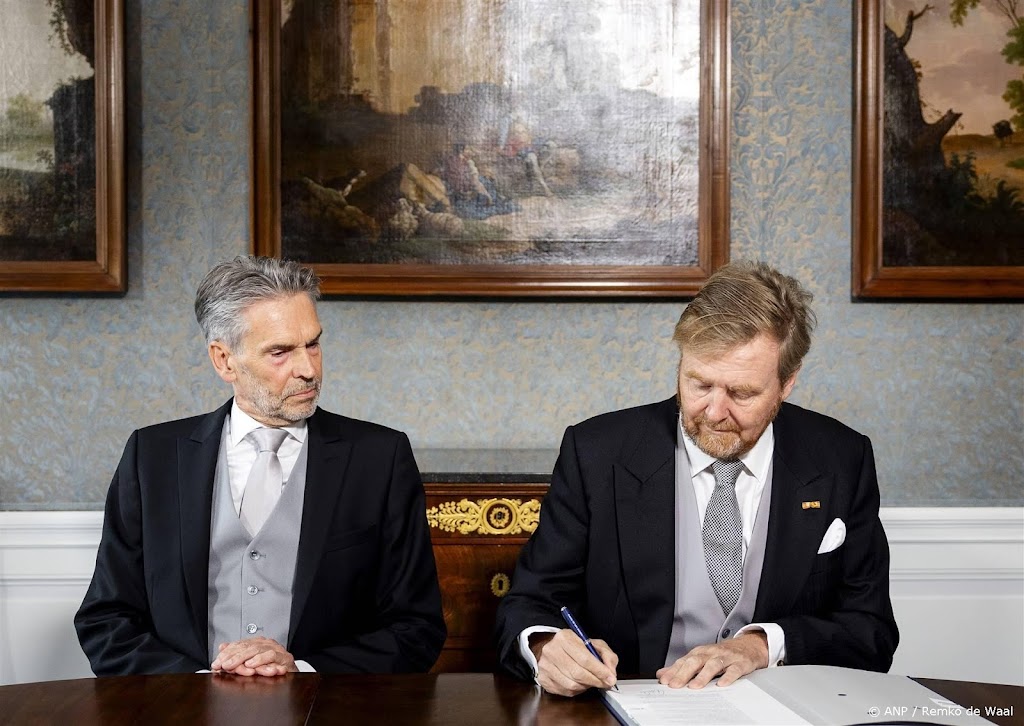 Kabinet-Schoof beëdigd door koning