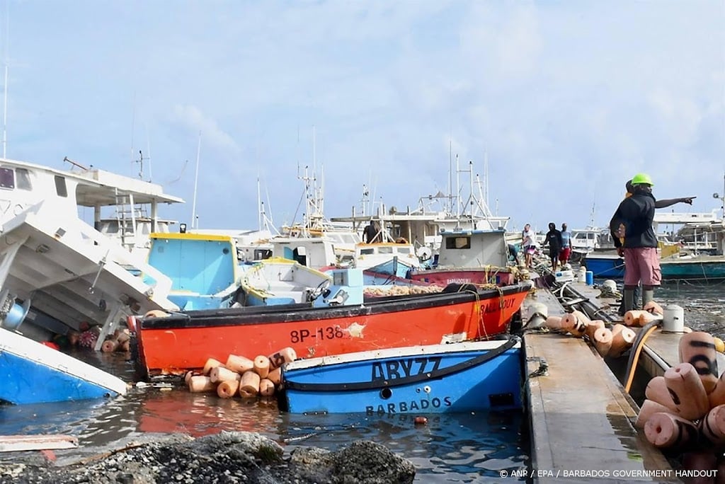 Eerste overlast en doden in Caribisch gebied door orkaan Beryl