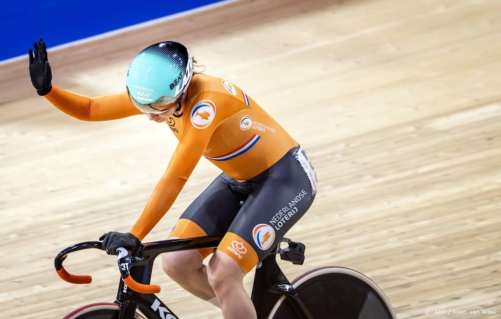 Teamsprintsters strijden tegen Russinnen om brons