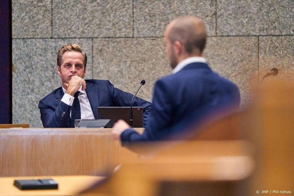 Vrijwilligheid corona-app moet buiten kijf staan, vindt Kamer