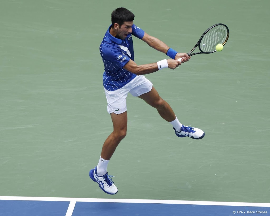 Djokovic heeft vier sets nodig tegen Edmund