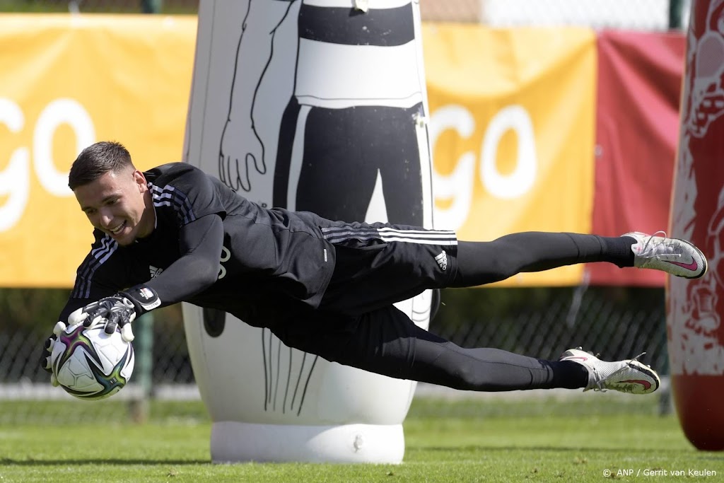 Doelman Gorter haakt met blessure af bij Jong Oranje