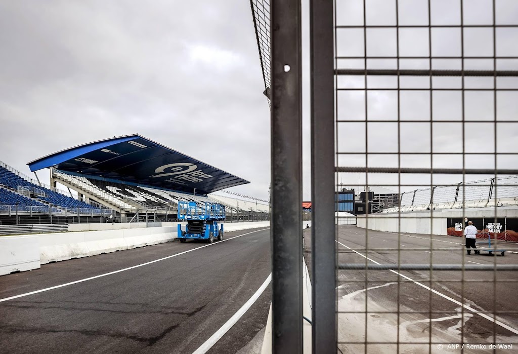 KNO-artsen delen oordopjes uit aan bezoekers Grand Prix