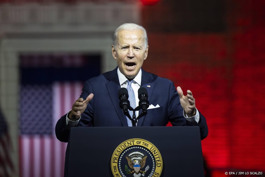 Biden waarschuwt in tv-toespraak voor 'aanvallen op democratie'
