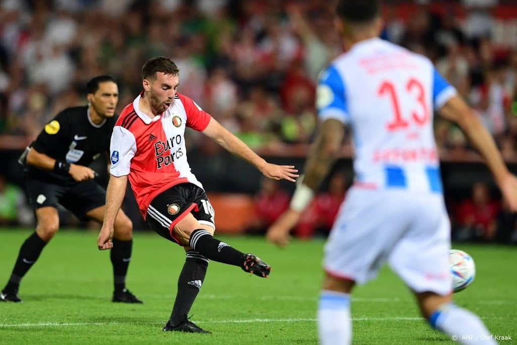 Feyenoord-trainer Slot kiest Kökcü als nieuwe aanvoerder