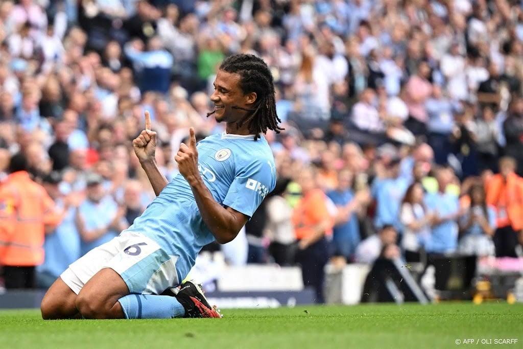 Aké trefzeker voor Manchester City, Haaland scoort drie keer