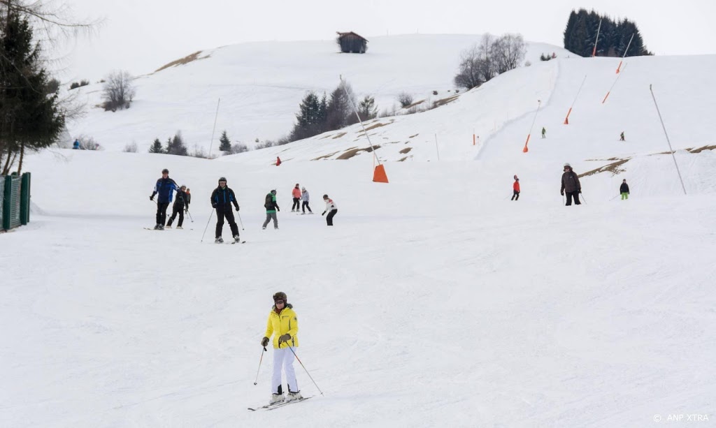 Wintersporters wachten met boeken door wisselende reisadviezen